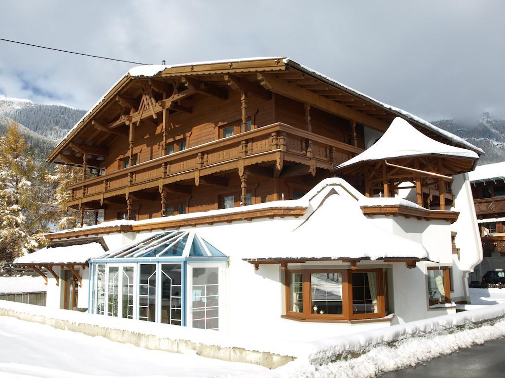 Haus Karin Hotell Sölden Eksteriør bilde